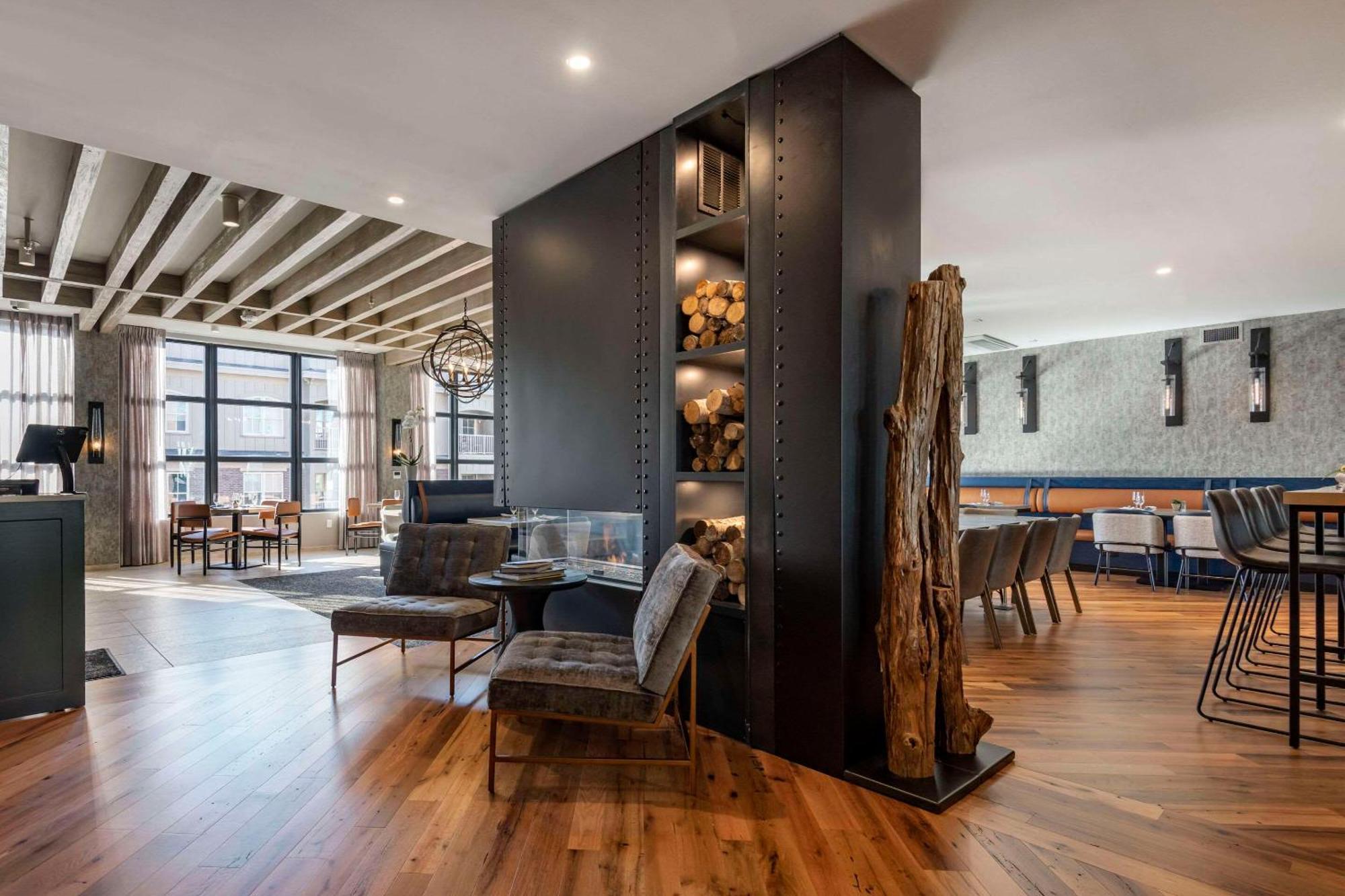 Cambria Hotel Portland Downtown Old Port Экстерьер фото